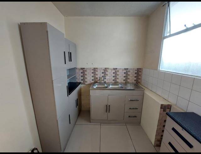 1 BEDROOM PROPERTY TO RENT IN SOUTH BEACH